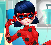 Hra - Dotted Girl Ambulance For Superhero